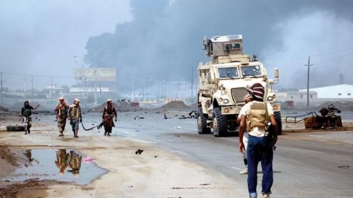 عاجل : الحديدة على صفيح ساخن: تحركات أمريكية وتقدم بري مرتقب ضد الحوثيين