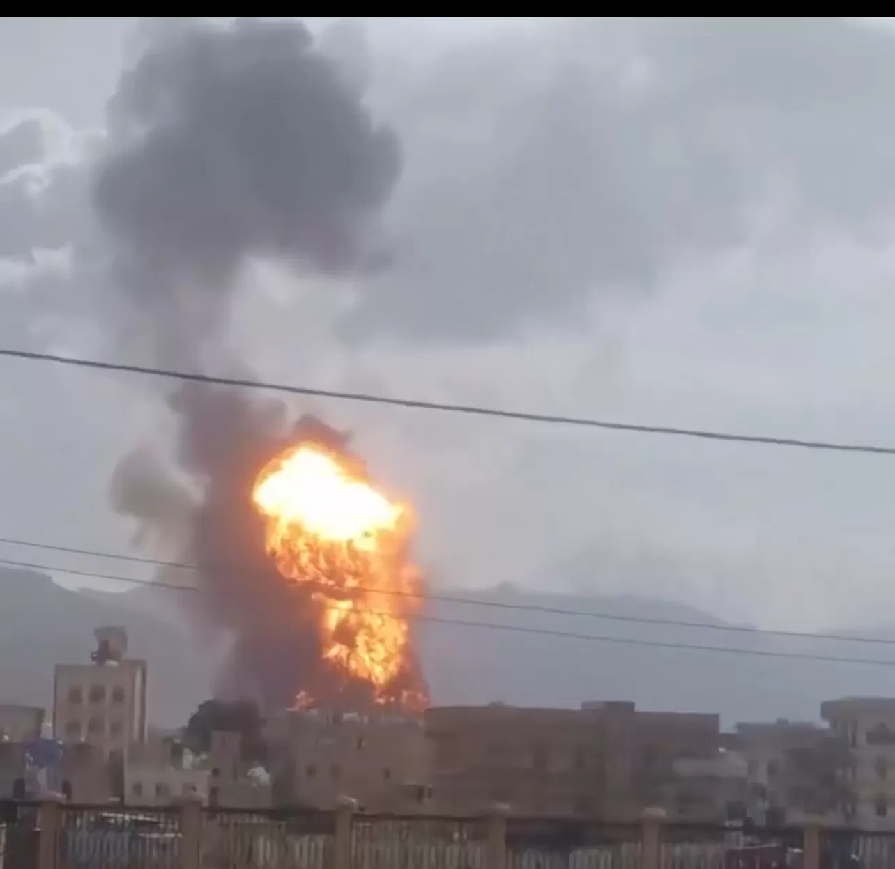 تقدير شامل : خسائر الشعب اليمني جراء استهداف منشآته المدنية من قبل إسرائيل