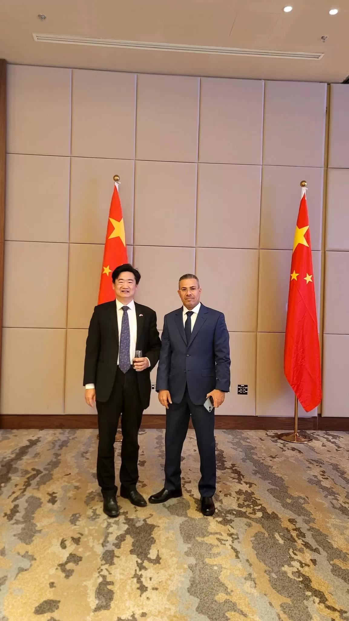 السفير الصيني : اليمنيون شركاء استراتيجيون وعلاقاتنا أعمق من البحر الأحمر وأعلى من جبال الهملايا
