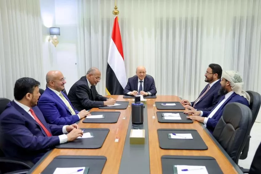 مجلس القيادة يؤكد التزامه الكامل بمبدأ الشراكة في ضوء مرجعيات المرحلة الانتقالية