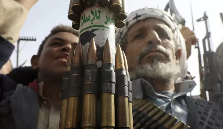 بإيعاز إيران.. مليشيا الحوثي تعلن طي صفحة الحل السياسي في اليمن