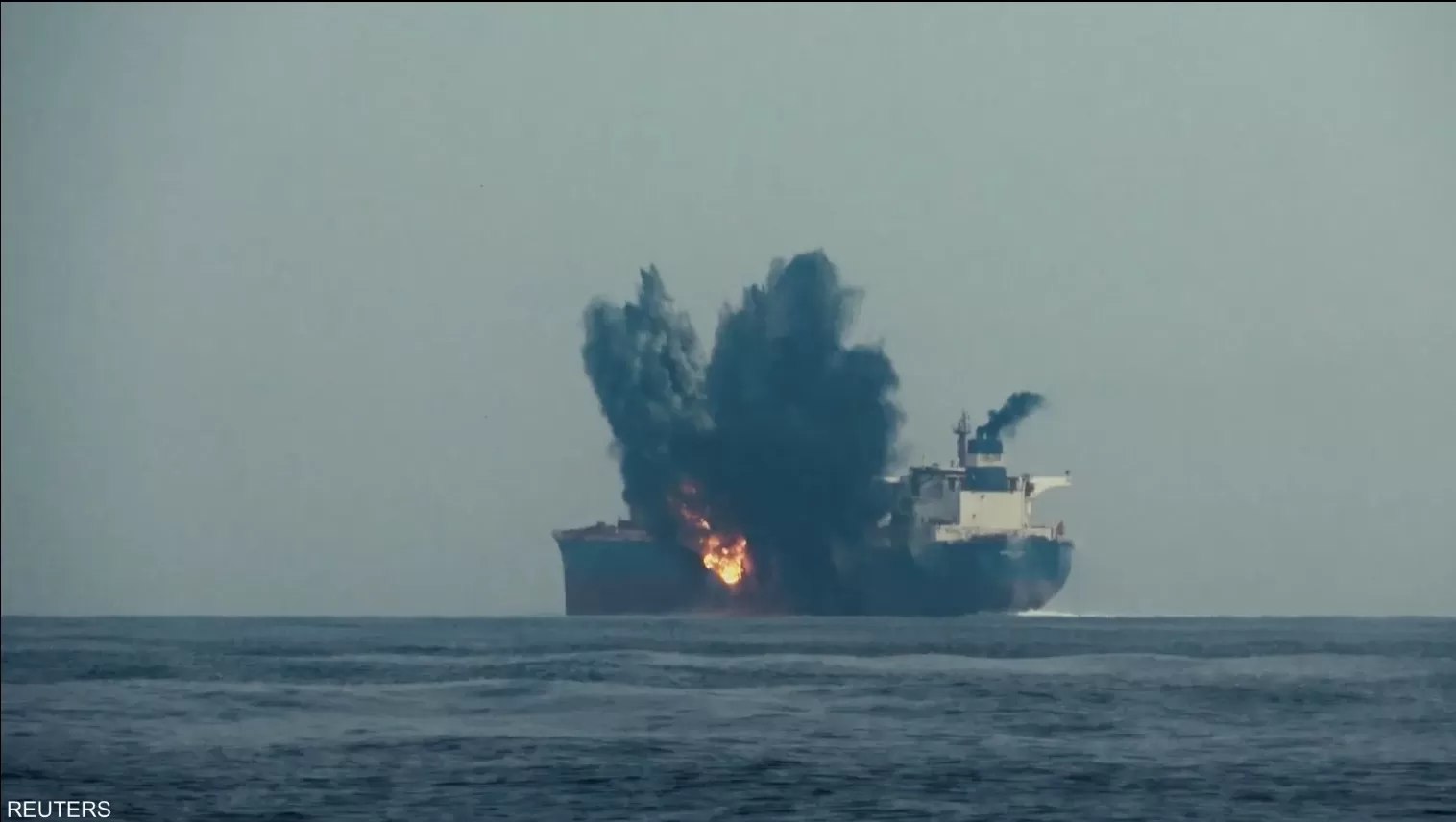 المركز الدولي للأمن البحري: الحوثيون لن يتوقفو والهجمات ليست من أجل فلسطين