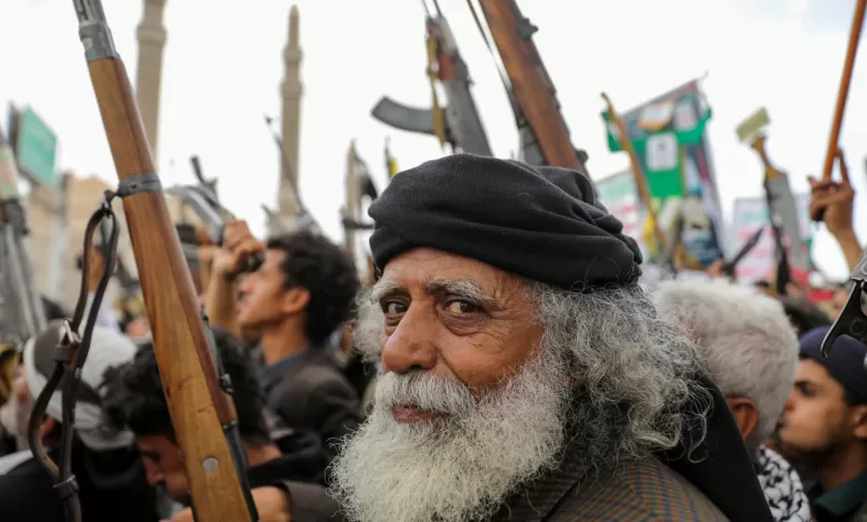 تقرير دولي: الحوثي يحكم بالرعب ويتفكك كالورق من الداخل!