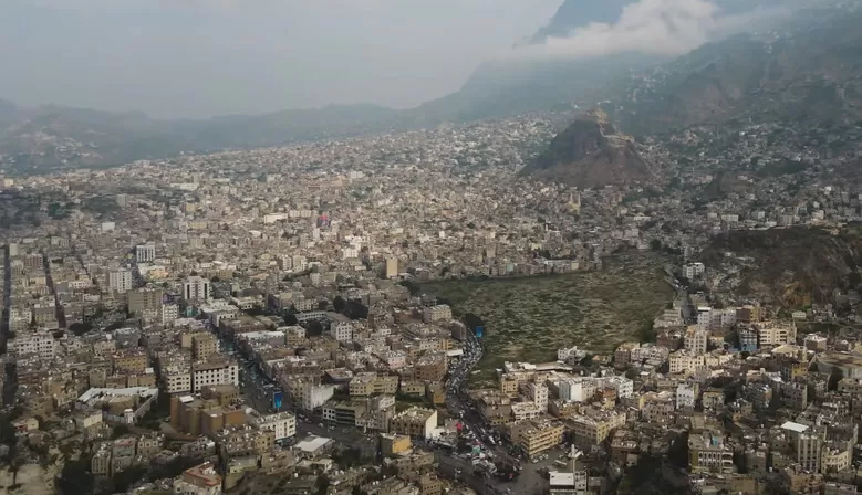 تعز بين القصف والرسائل السياسية… ما الذي تخشاه مليشيا الحوثي؟